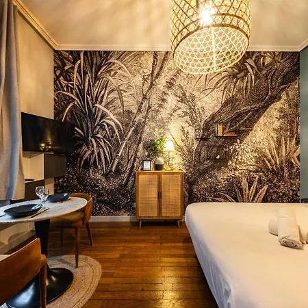 شقة Au Coeur De ديجون